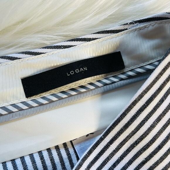 Banana Republic Blue Pinstripe Logan Linen Blend Cropped Pants - Picture 5 of 7